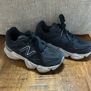 New Balance kids 9060 little kids size 11